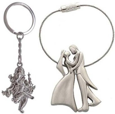 

Rashi Traders Ganpati & Valentine Couple Key Chain(Silver)