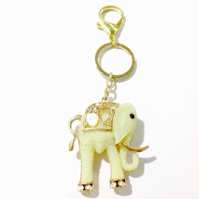 

Tech Fashion Elephant Golden Tooth Locking Key Chain(White)