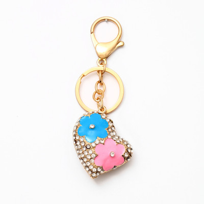 

Lotus E GOLDEN & CRYSTAL METALLIC FLOWERS HEART Locking Key Chain(Gold)