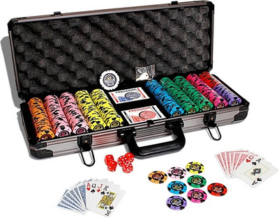 

Casinoite Monster Bluff Professional Clay 500 Poker Chip Set toy(Multicolor)