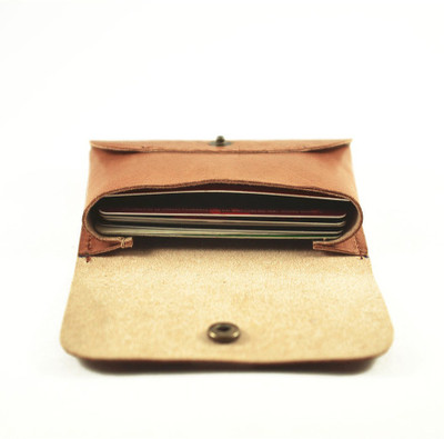

Roccia Indiano Handcrafted Card Holder Cum Minimal Wallet 15 Card Holder(Set of 1, Beige)