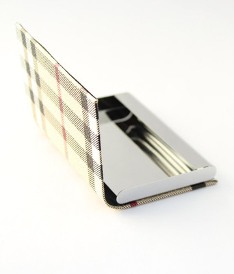 

Roccia Indiano Exclusive 15 Card Holder(Set of 1, Multicolor)