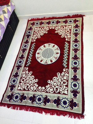 

Globe Rudra Maroon Cotton Carpet(121 cm X 183 cm)
