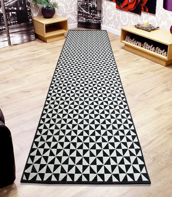 

Saral Home Black Cotton Runner(65 cm X 200 cm)