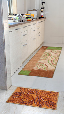 

Status Multicolor Nylon Carpet(55 cm X 139 cm)