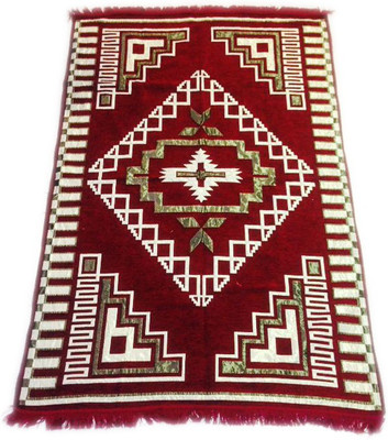 

The Fresh Livery Maroon Velvet Carpet(150 cm X 212 cm)
