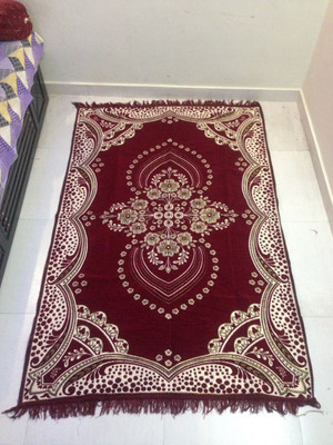 

The Fresh Livery Multicolor Velvet Carpet(150 cm X 212 cm)