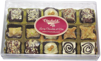 

Chocholik Straight From Your Heart Baklava And Sweet Gift Hamper Chocolate Fudges(300 g)