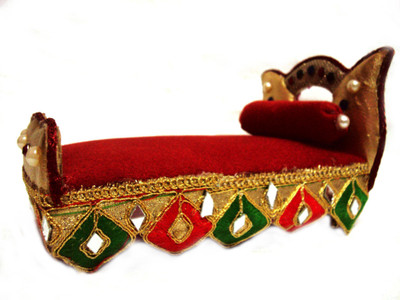 

DivineAura Vishraam Singhasan Wooden Pooja Chowki(Red, Pack of 1)