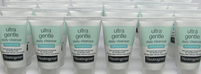 

Neutrogena Ultra Gentle Foaming Formula Travel Size(120 ml)