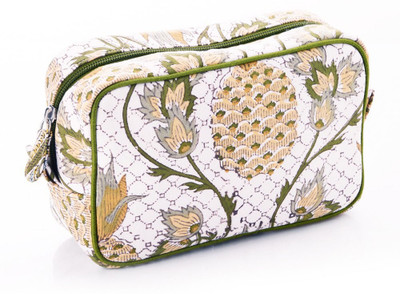

Jaipurse Casual Green Clutch