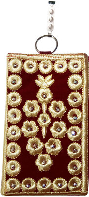 

Shopoholics Party Multicolor Clutch