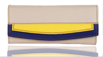 

Yark Casual Beige Clutch