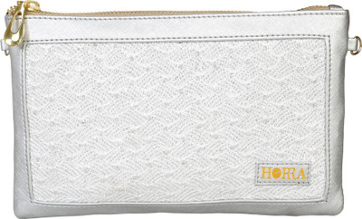 

Horra Casual Silver Clutch