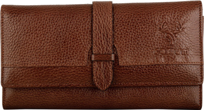 

Corium Formal Beige Clutch
