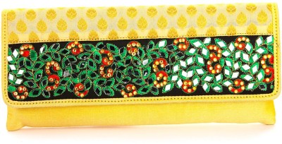 

LadyBugBag Casual Yellow Clutch