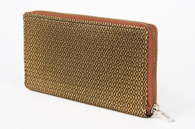 The Kala Shop Casual Gold Clutch