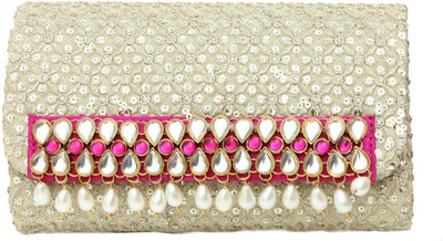 

Craftbazaar Party Pink Clutch