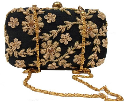 

Uptown Party Black Clutch