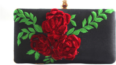 

PRIYAROSE Formal Black Clutch