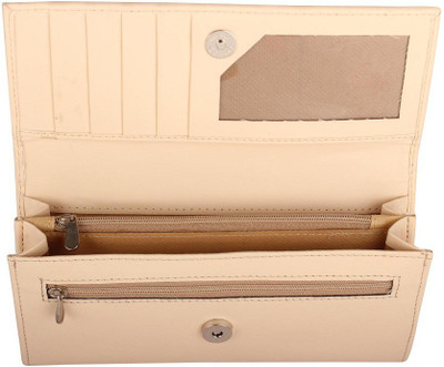 

Umda Casual Khaki Clutch