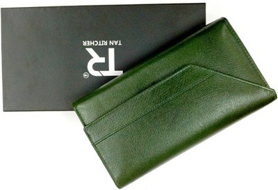 

Tan Ritcher Formal Green Clutch