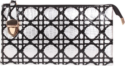 

Reedra Casual Silver Clutch