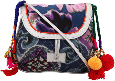 

Jaipurse Casual Blue Clutch