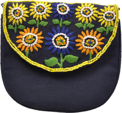 

Rezzy Casual Multicolor Clutch