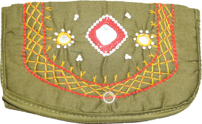 

Muren Casual Green Clutch
