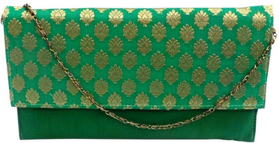 

Bhamini Party Green Clutch