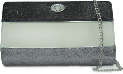 

Zaera Casual Silver Clutch