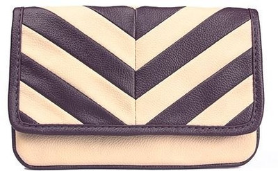 

Bagsy Malone Casual White Clutch