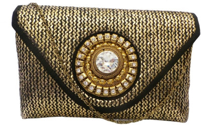 

Bhamini Party Black Clutch