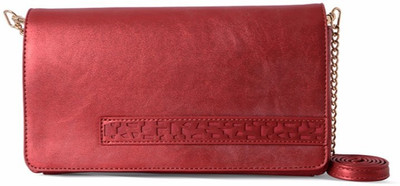 

Baggit Casual Red Clutch