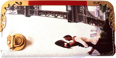 

Arty Crafty Casual Beige Clutch
