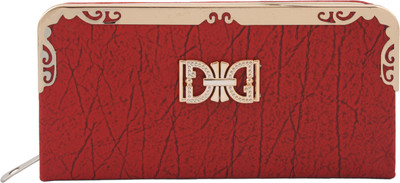 

MTE Party Red Clutch