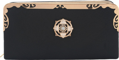 

MTE Party Black Clutch
