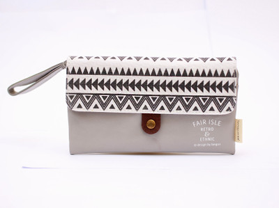 

Languo Casual Grey Clutch