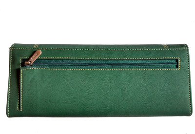 

Fiable Casual Green Clutch