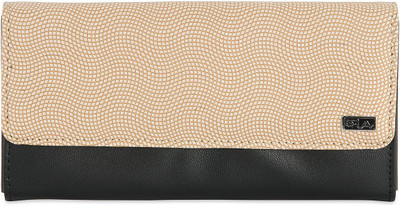 

Goodwill Leather Art Casual Beige, Black Clutch