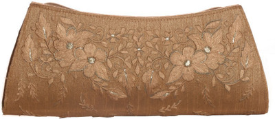 

Soulful Threads Party Beige Clutch