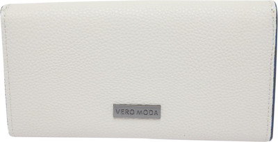 

Vero Moda Casual White Clutch