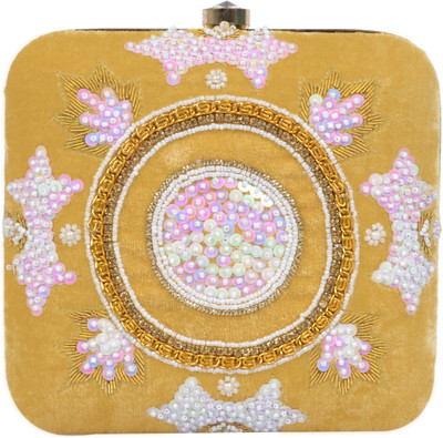 

Tooba Handicraft Party Gold Clutch
