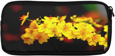 

Panda Creation Casual Multicolor Clutch