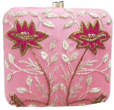 

The Indian Handicraft Store Party Pink Clutch