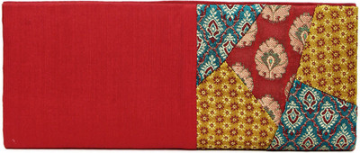 

Indian Rain Party Red Clutch