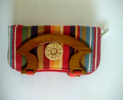 

Pitaraa Casual Multicolor Clutch