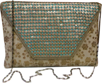 

Bhamini Party Green Clutch
