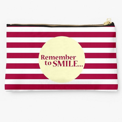 

Uptown18 Casual Multicolor Clutch